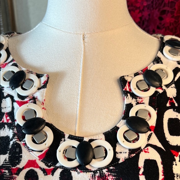 Ruby Rd. Black and Red Patterned Blouse - Picture 2 of 7